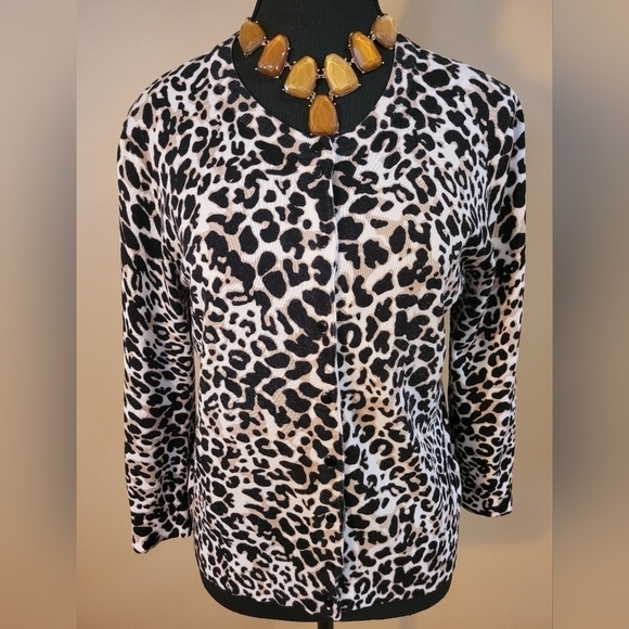CABLE AND GAUGE Animal Print Cardigan, Size Medium - Picture 3 of 15